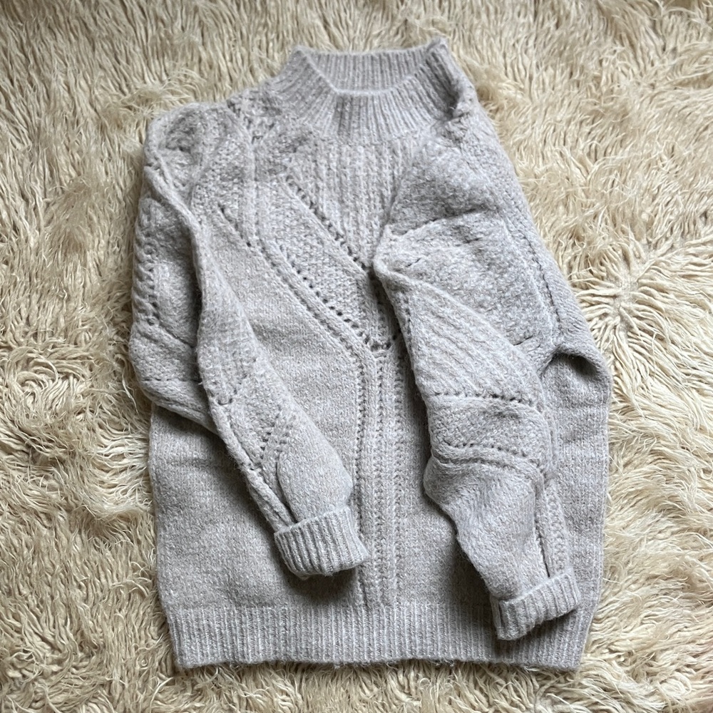 Bluivy Heather Light Gray Cable Knit Mock Neck Sweater